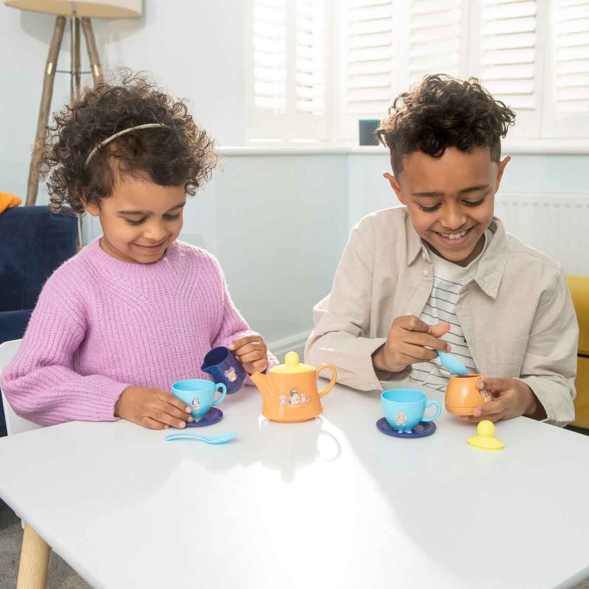 بلووي طقم شاي مع حقيبة حمل، للجنسين، من عمر 3 إلى 4 سنوات