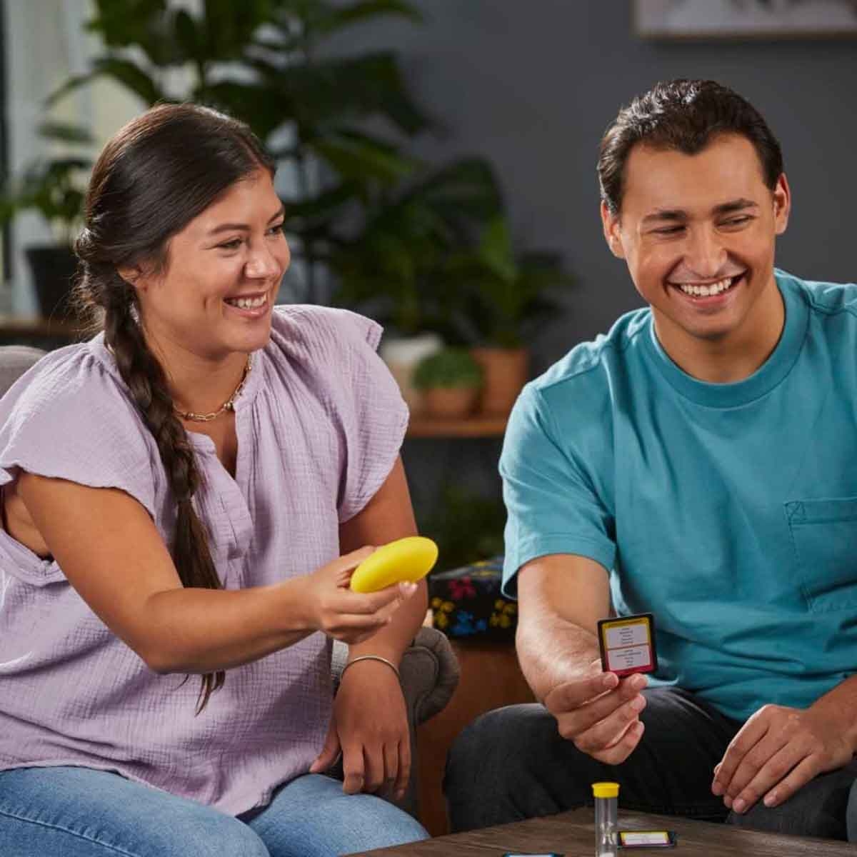 هاسبرو جيمينغ لعبة تبوو الكلاسيكية للجنسين، عمر 13+ سنة