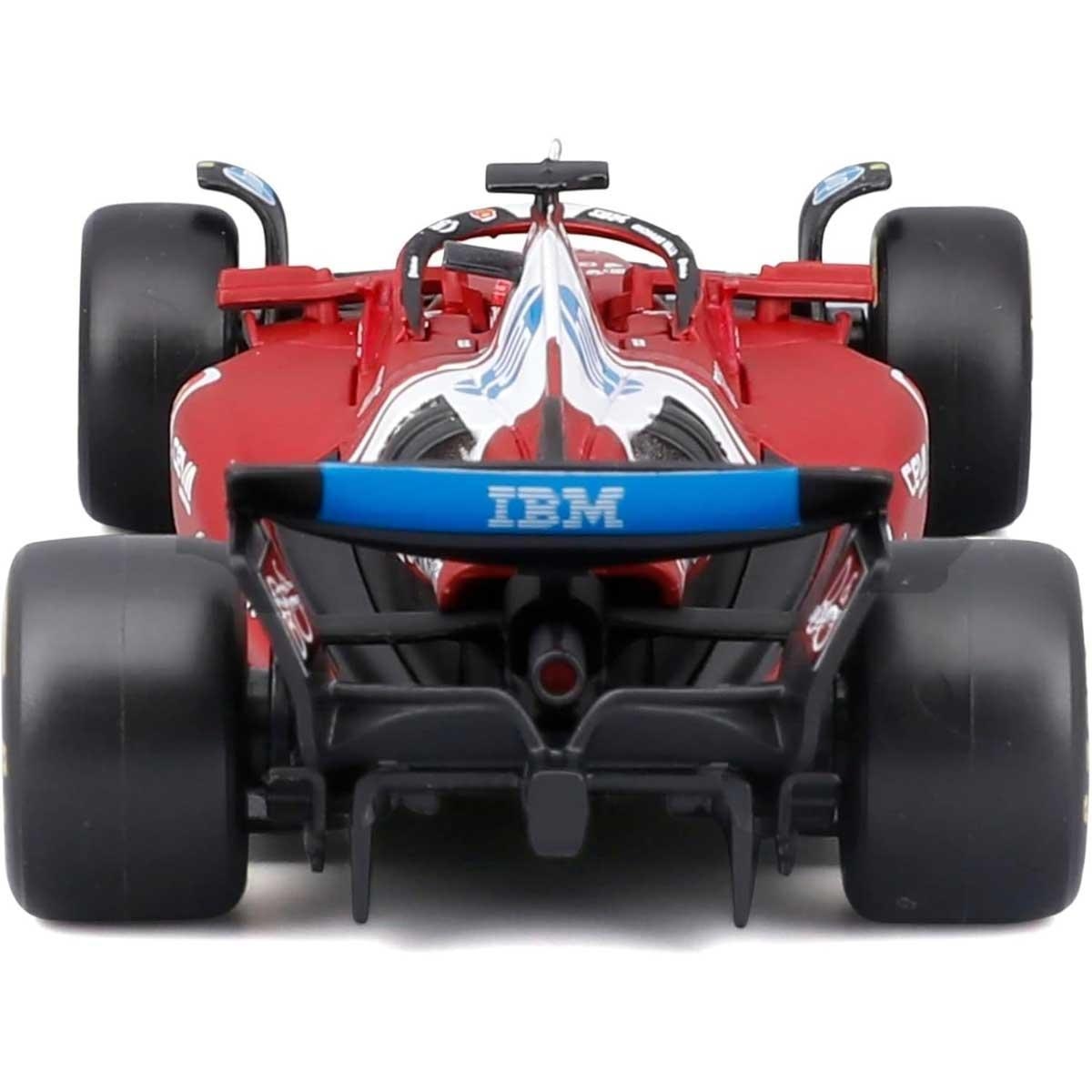 بوراغو سيارة فيراري SF-25 موديل معدن مصبوب بمقياس 1:43 مع خوذة للأولاد، 13+ سنوات