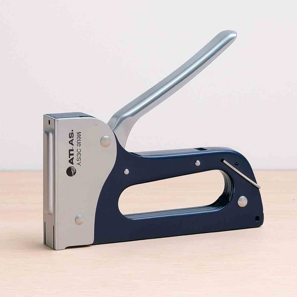 أطلس دباسة معدنية متعددة الاستخدامات