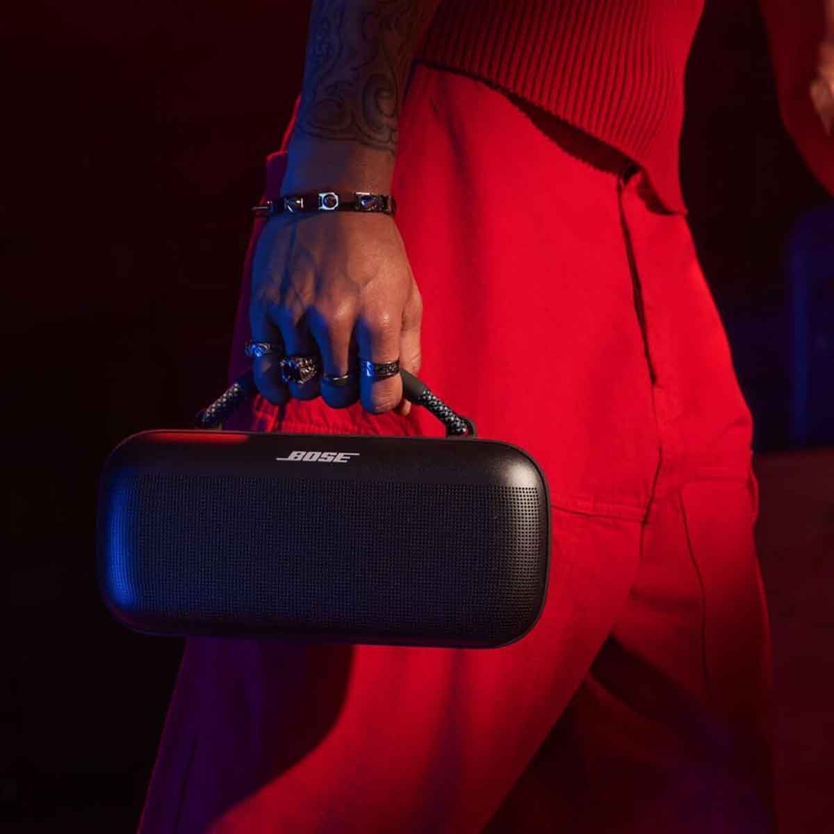 بوز ساوند لينك ماكس سماعة لاسلكية محمولة باللون الأسود