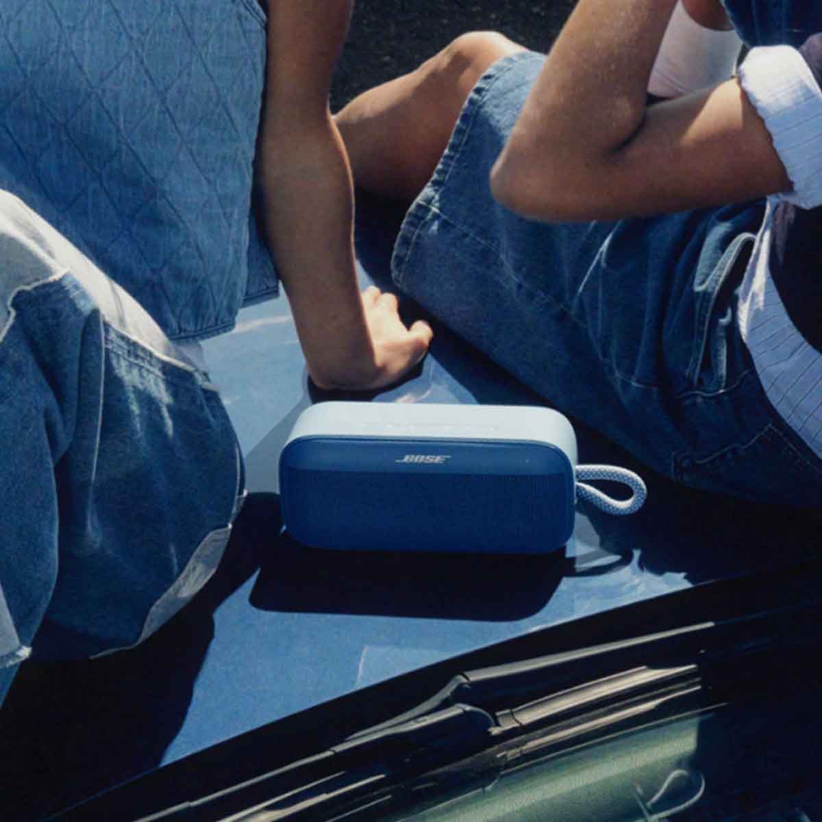 بوز ساوند لينك فليكس سماعة لاسلكية محمولة باللون الأسود