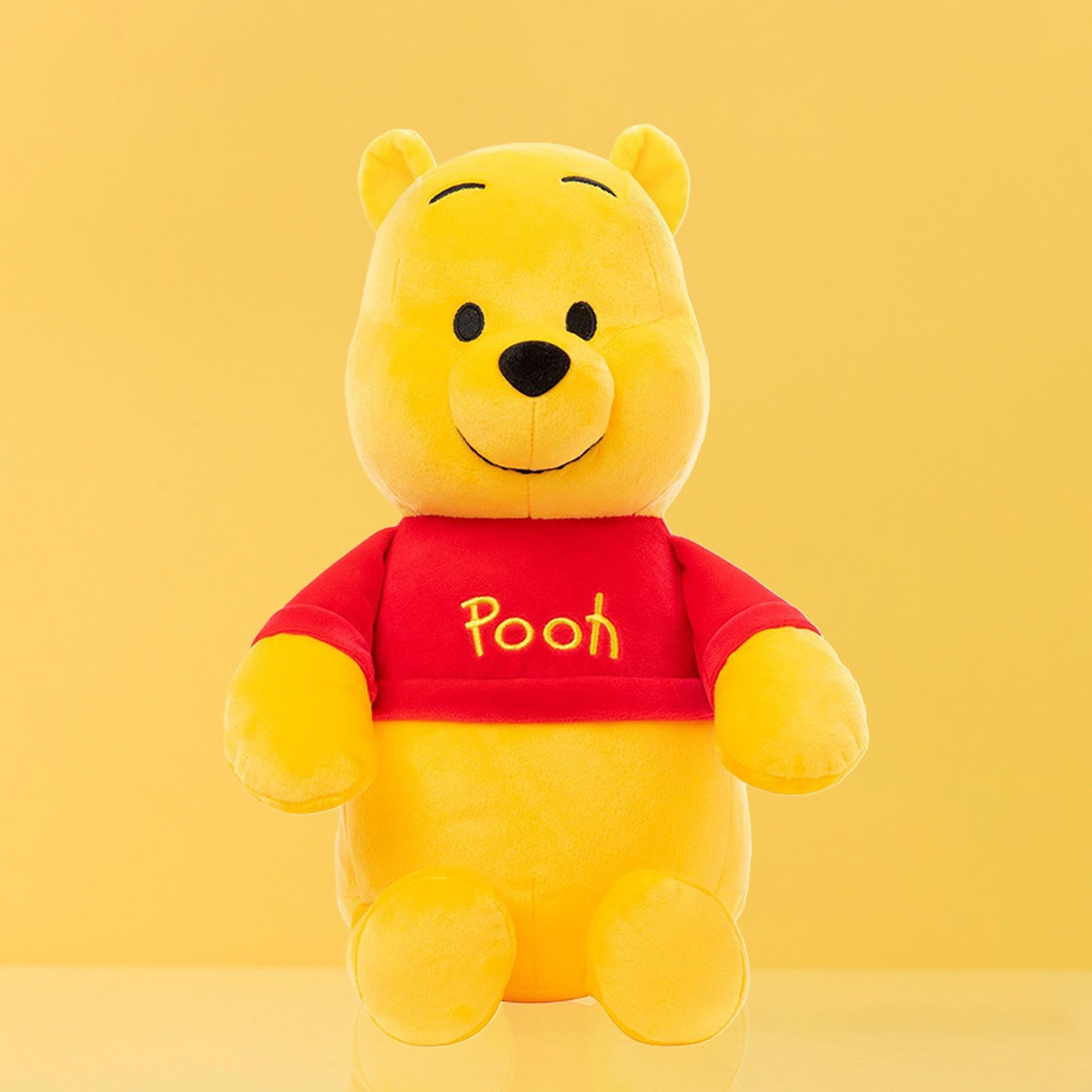 ديزني دمية ويني ذا بوه الكبيرة الكلاسيكية 15 إنش محشوة للجنسين، 3-4 سنوات
