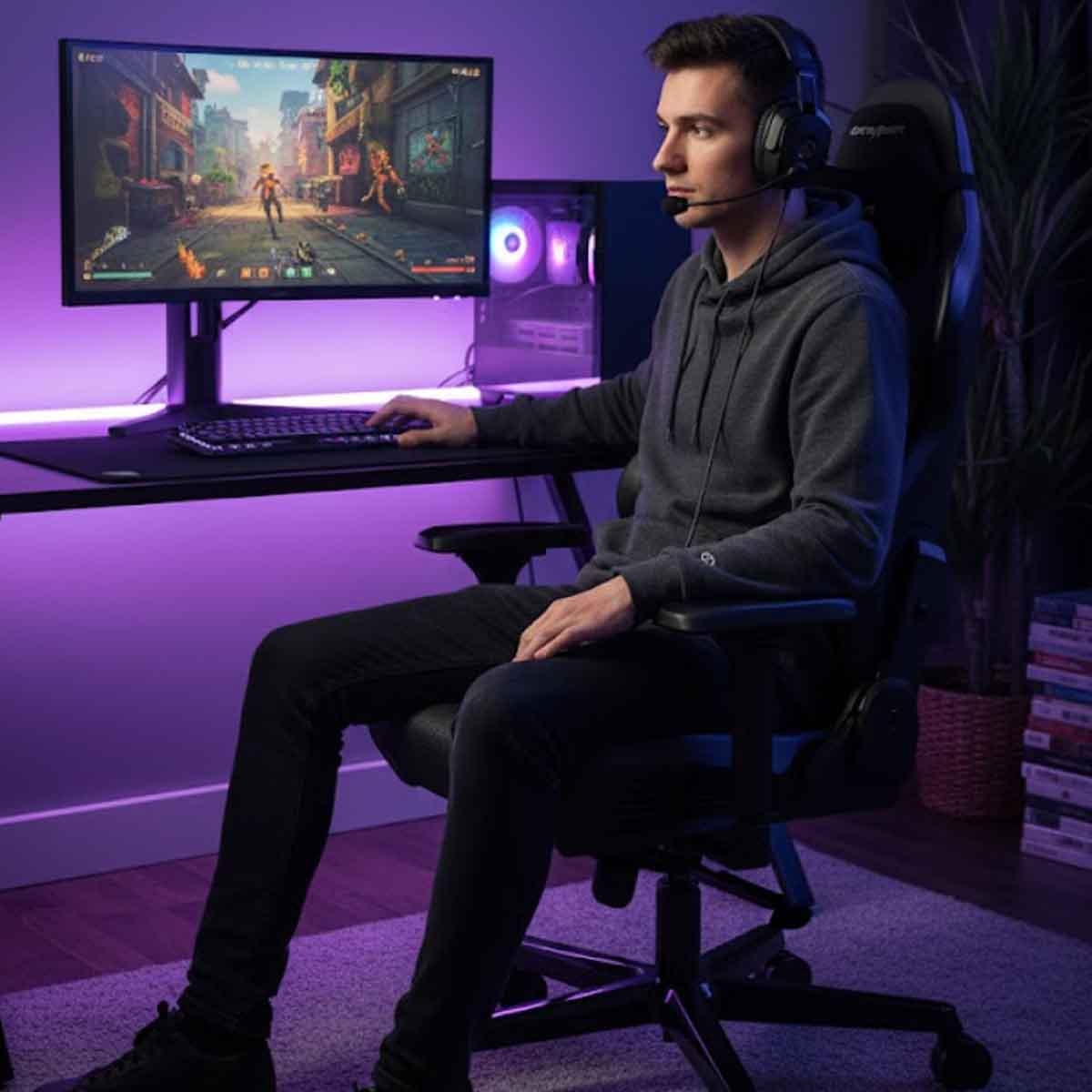 دي إكس ريسر برينس P132 سيريز أسود/أبيض كرسي ألعاب