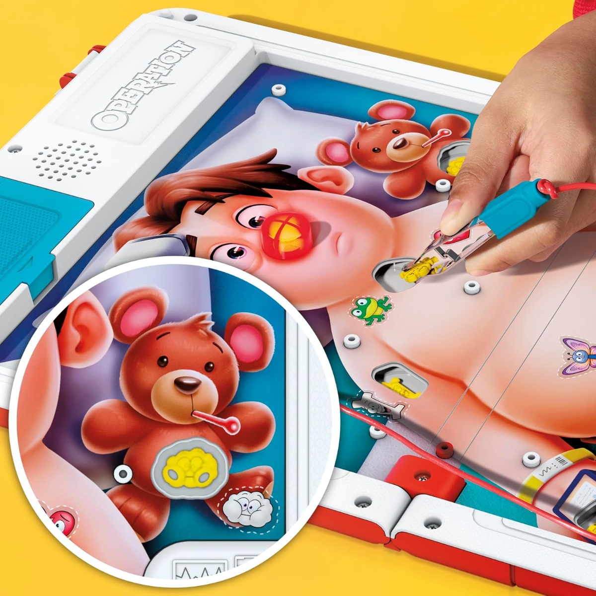 هاسبرو جيمز أوبريشن لعبة لوحية إلكترونية لغرفة العمليات مع حقيبة حمل شاملة للجنسين 5-7 سنوات