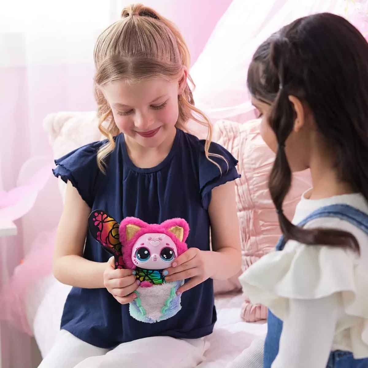 هاتشيمالز بلومابلز لعبة مفاجأة كيتي فلاي، للبنات، 5-7 سنوات