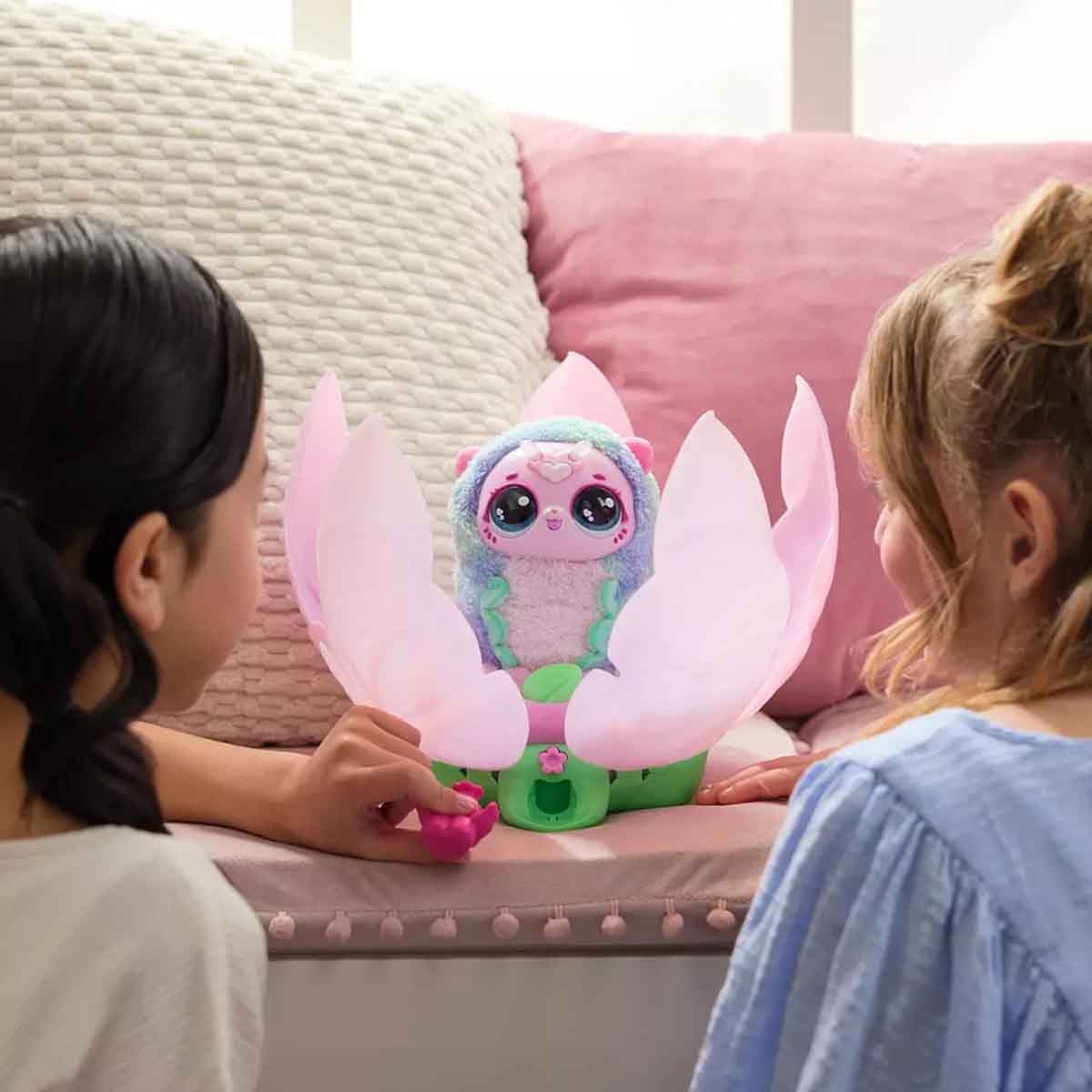 هاتشيمالز بلومابلز لعبة مفاجأة كيتي فلاي، للبنات، 5-7 سنوات