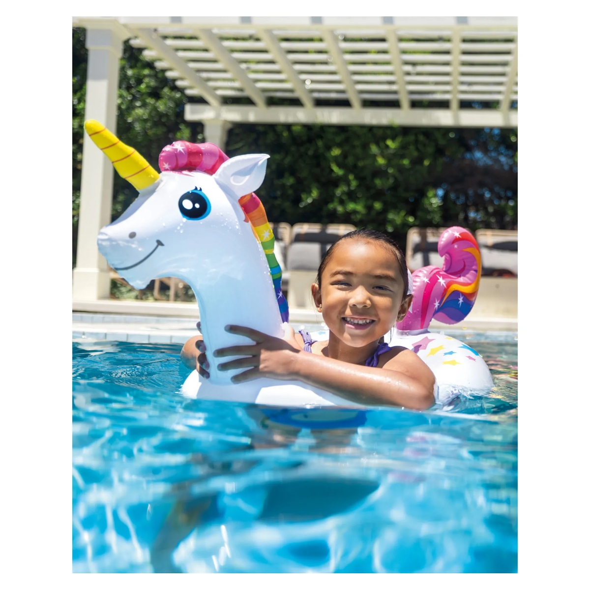 إنتكس عوامة حلقية حيوانات كبيرة متنوعة، للجنسين، من عمر 3 إلى 4 سنوات