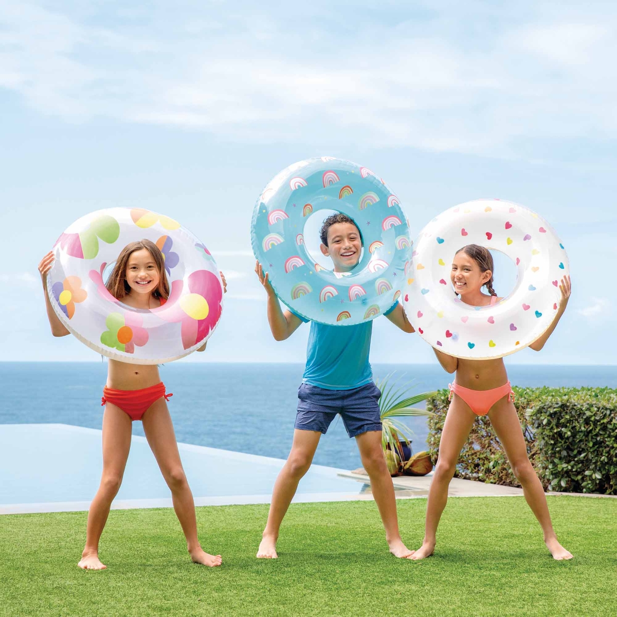 إنتكس عوامة دائرية سحرية قابلة للنفخ، تصميمات متنوعة، للجنسين، 8-10 سنوات