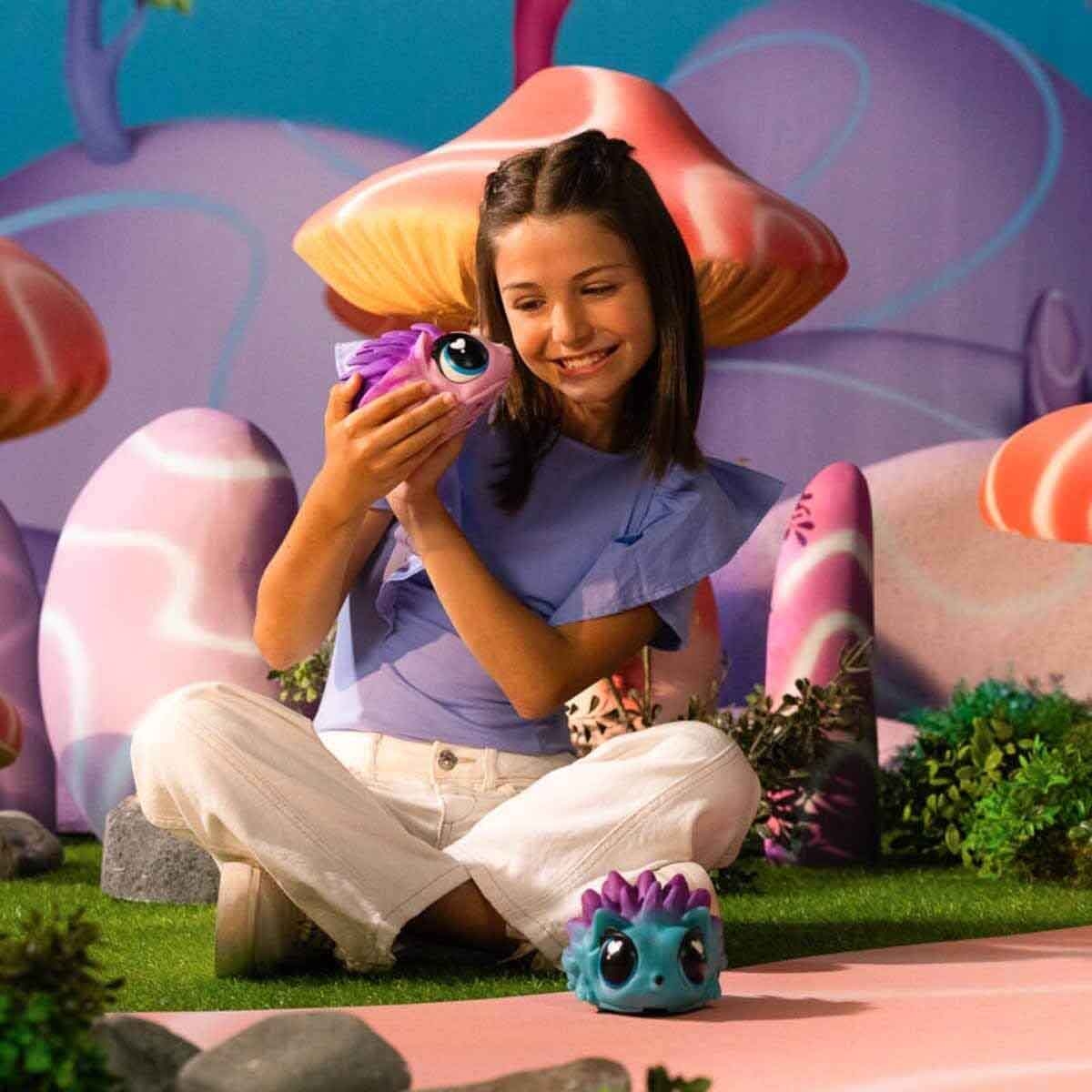 جيغلي بيتس قنفذ «سبايكي» وردي مع أصوات للجنسين، عمر 5-7 سنوات