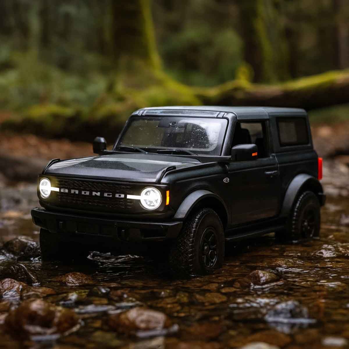 مايستو سيارة دايكاست فورد برونكو وايلد تراك سوداء بمقياس 1:18 للأولاد، من عمر 3 إلى 4 سنوات