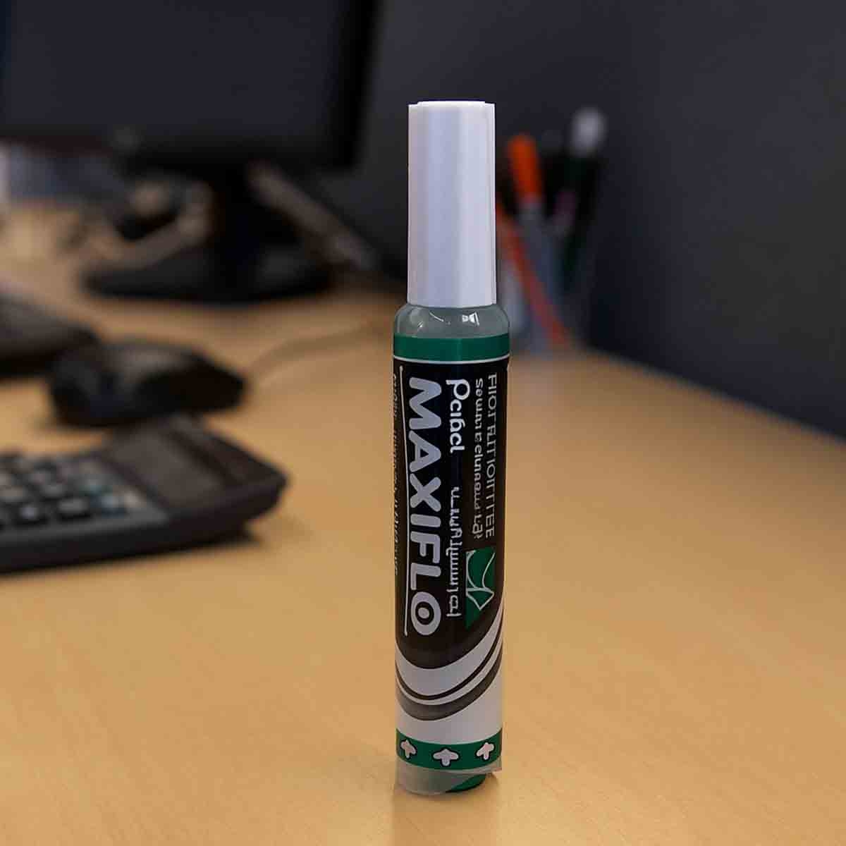 ماكسيفلو قلم وايت بورد بطرف مائل باللون الأخضر