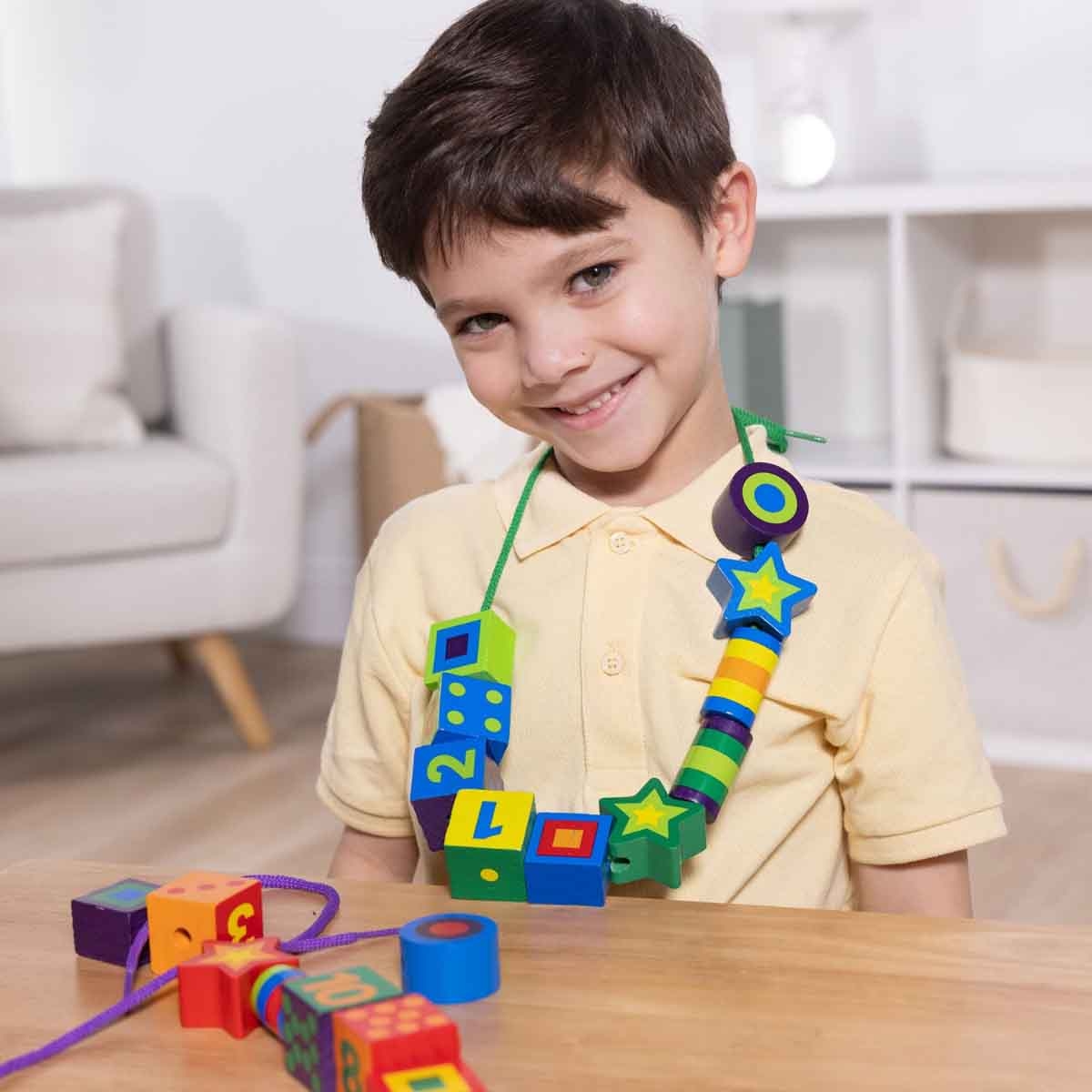 ميليسا آند دوغ مجموعة خرز للتخييط للجنسين، عمر 3-4 سنوات