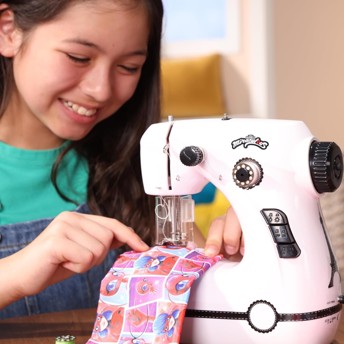 ميراكيلوس مارينيت ماكينة خياطة صغيرة للبنات، من عمر 5 إلى 7 سنوات