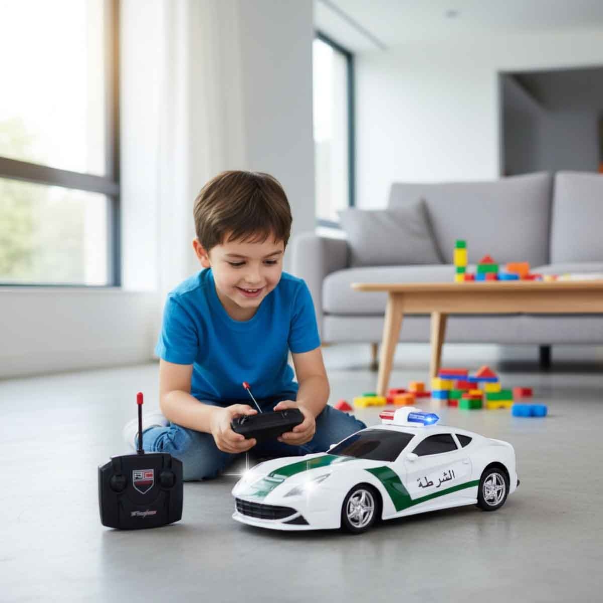 باور جوي سيارة شرطة بتحكم عن بُعد مقياس 1:18 تعمل بالبطارية للأطفال للجنسين، 5-7 سنوات