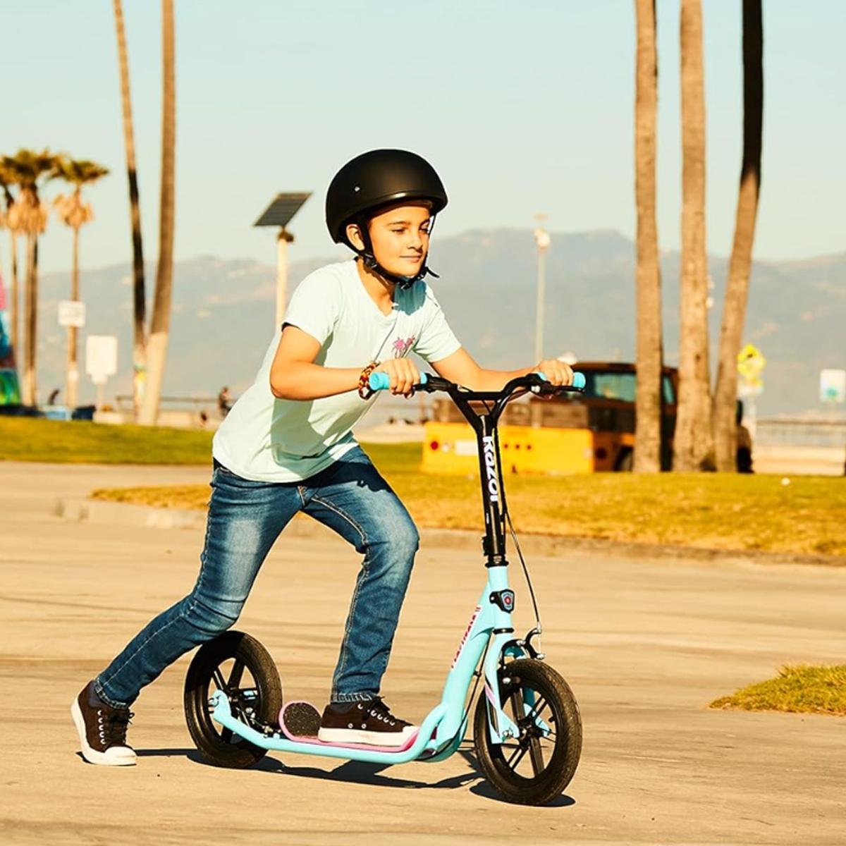 ريزر سكوتر فلاشباك أزرق للجنسين، 8-10 سنوات