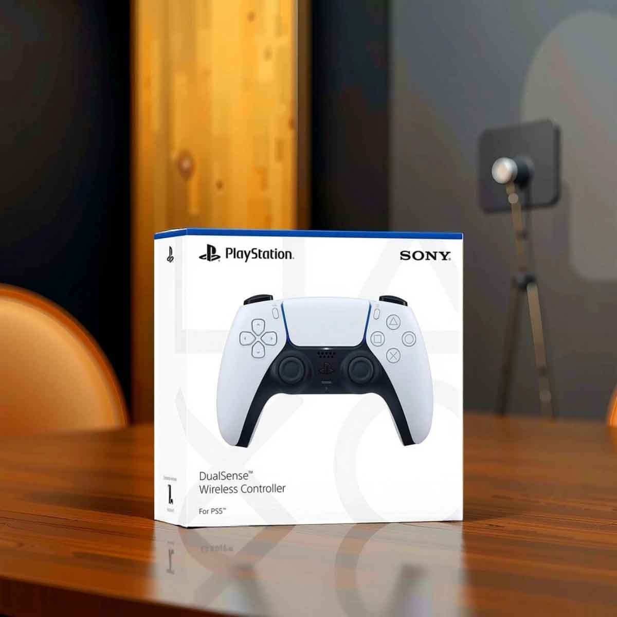 سوني بلايستيشن 5 نسخة السعودية الإصدار الرقمي سعة 1 تيرابايت مع حزمة وحدة تحكم لاسلكية دوال سينس أبيض