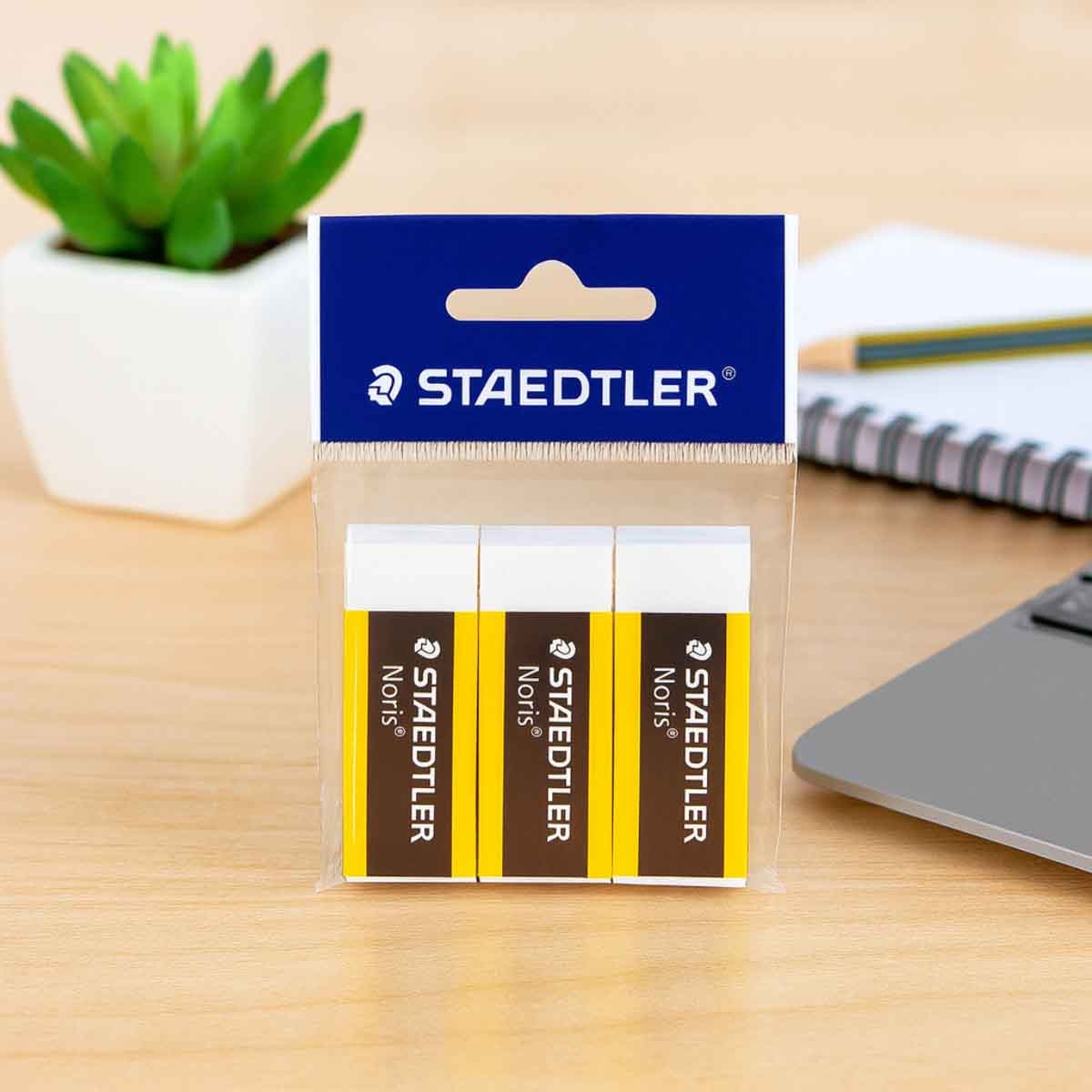 ستيدلر ممحاة نوريس مجموعة من 3 (3-4 سنوات)