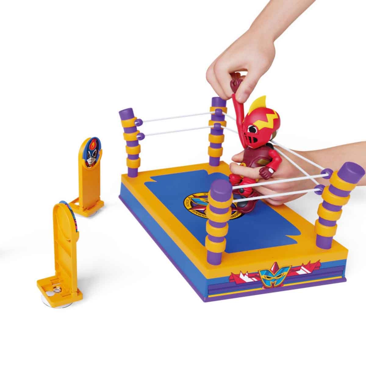 سوبر ماسكد مجموعة ساحة تدريب مع مجسم سترتش وشخصية حصرية كوهتيكن للجنسين، من عمر 5-7 سنوات