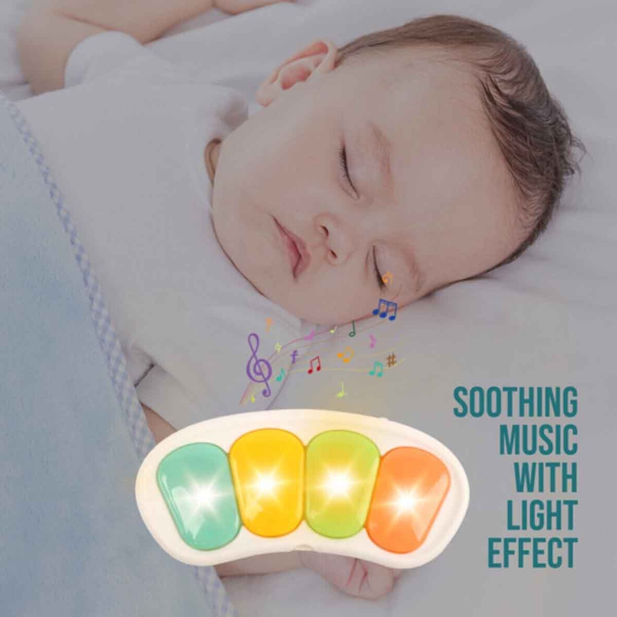 تيكنوم كرسي طعام 2 في 1 أبيض مع مقعد لعب وبيانو دواسات للأطفال، 0-2 سنة