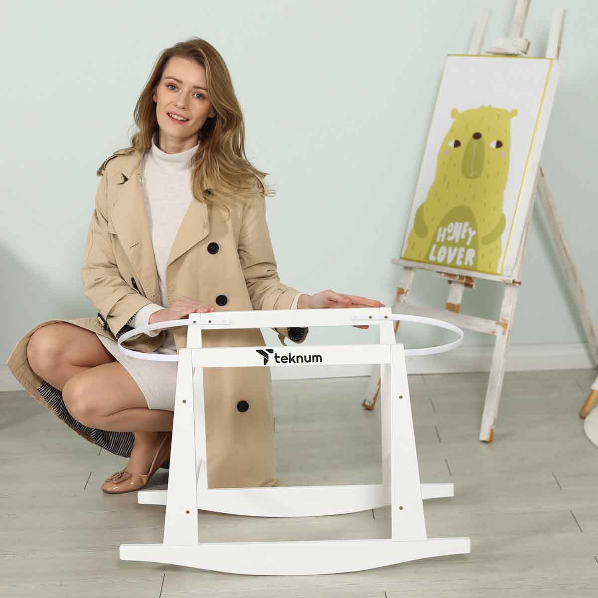 تيكنوم حامل هزاز لمهد موسى بود من الخوص أبيض، 0-2 سنوات