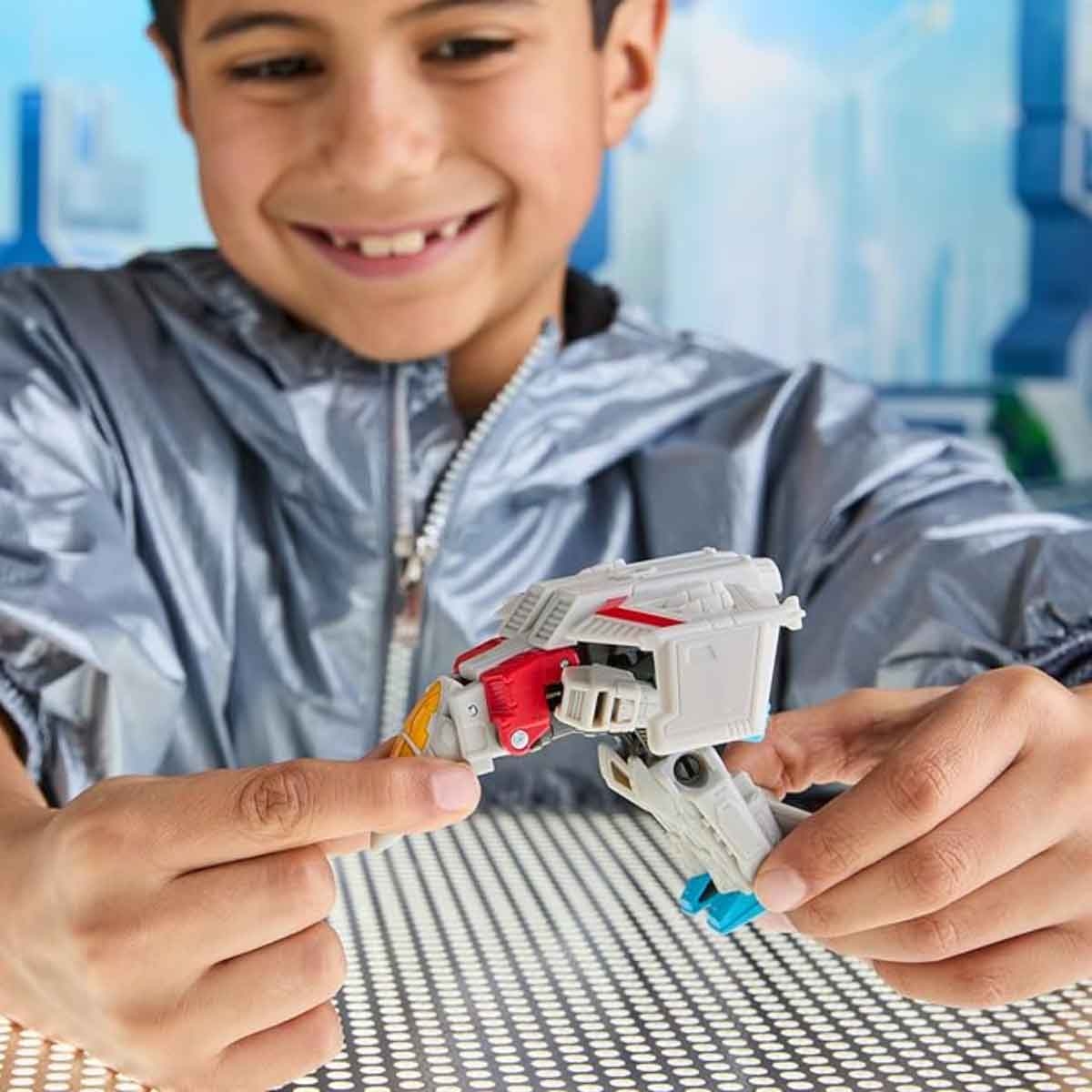 ترانسفورمرز سايبر وورلد شخصية ستارسكريم سايبر تشينجرز للجنسين من عمر 3-4 سنوات