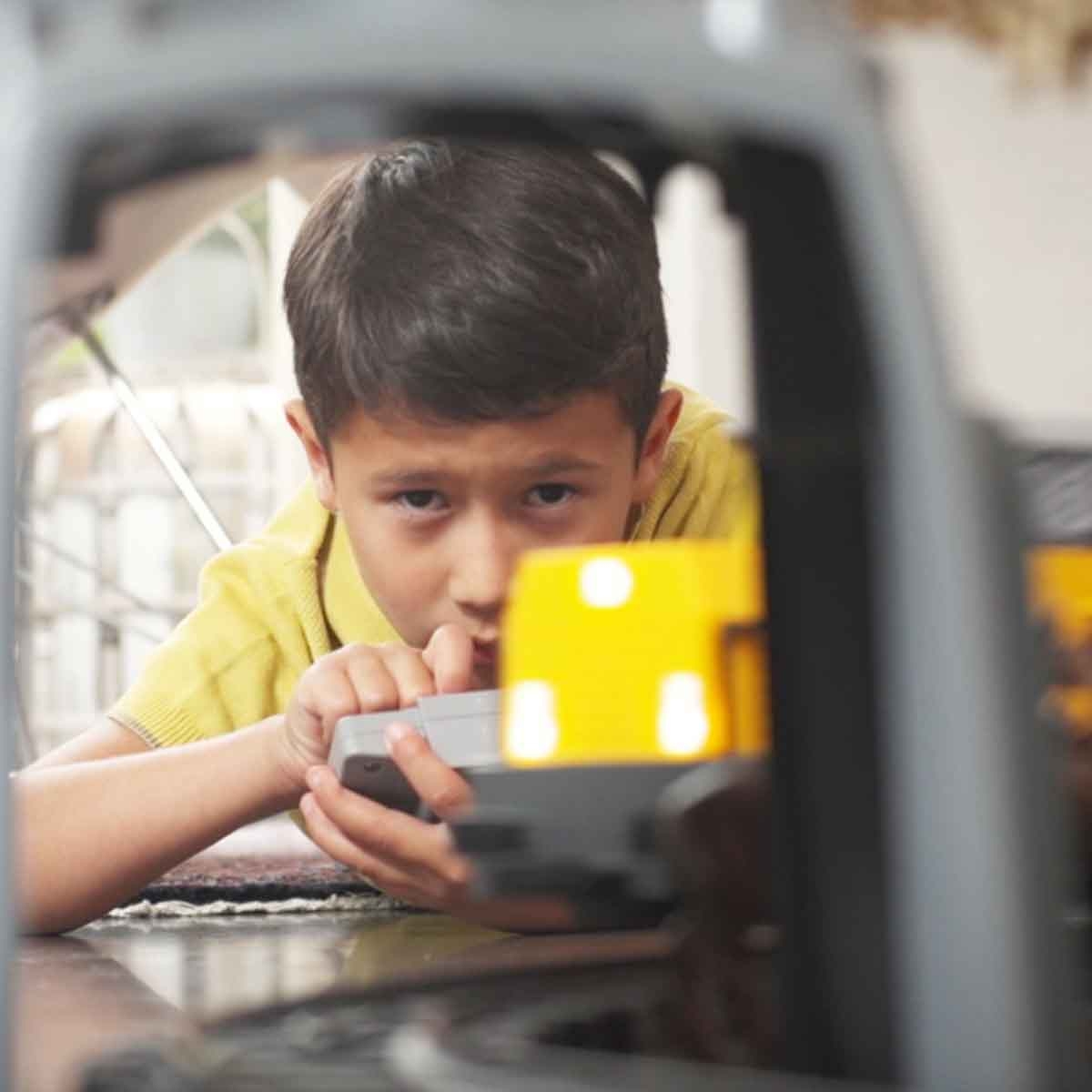 زبيل لعبة نفق بوستر للجنسين 5 - 7 سنوات